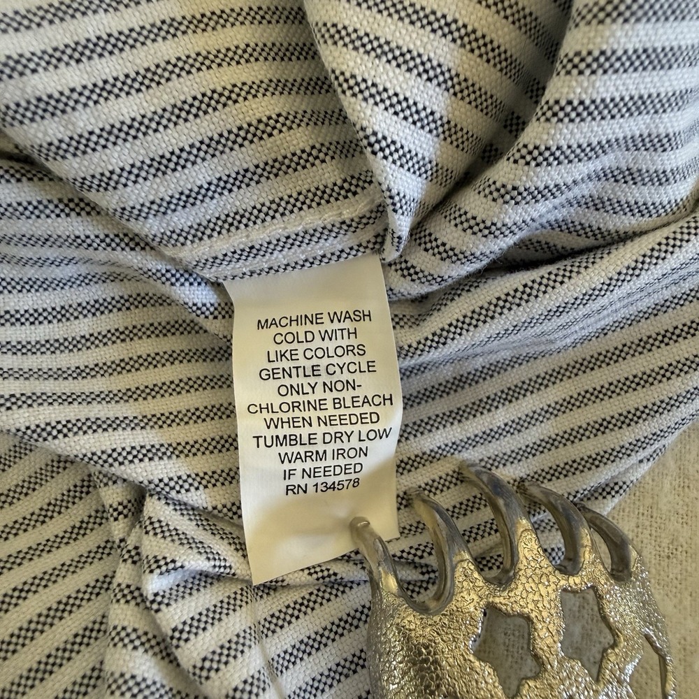 Vineyard Vines Whale Shirt Men's Large‎ Charcoal Pinstripes Button Down Casual - Picture 6 of 10